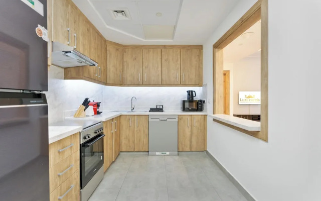 Lux BnB I Executive Tower I Business Bay