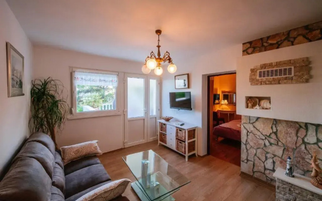 Beautiful Holiday Home With Private Pool, Nice Garden With Relax Area, Taverne