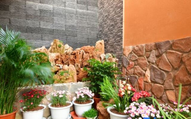 FuXian Lake XiXia Hotel