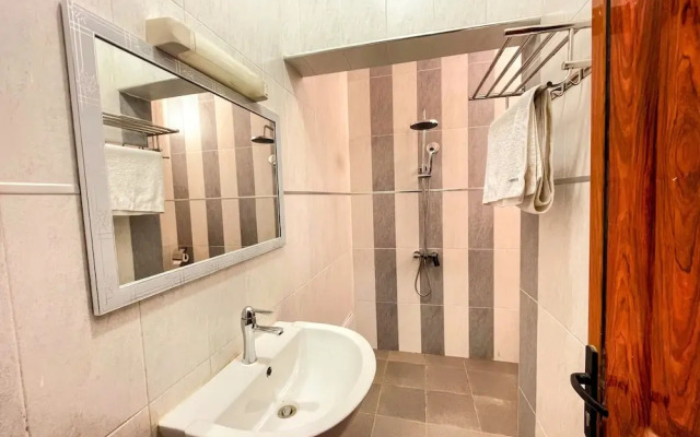Lighthouse Signature Suites