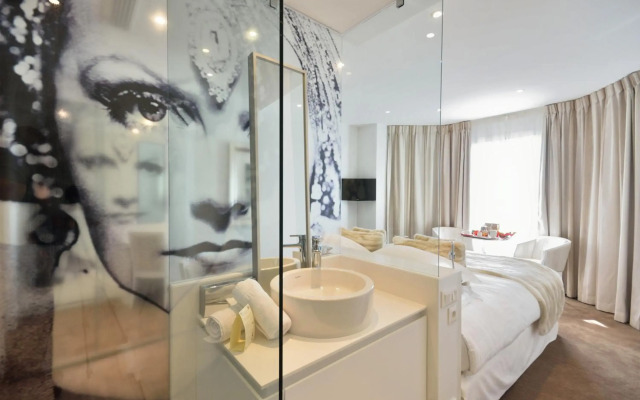 Hotel Renoir