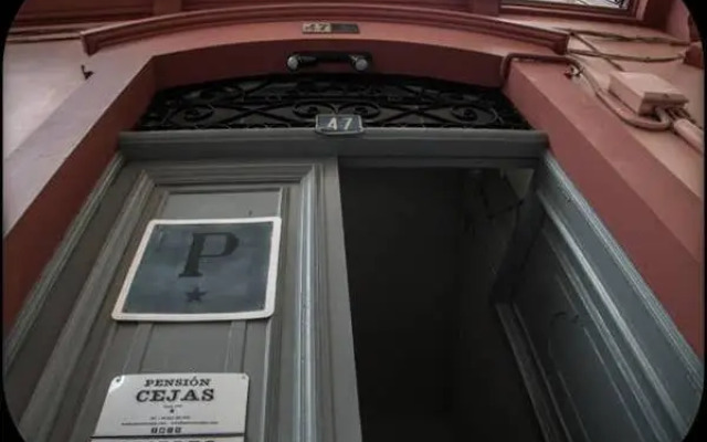 Pensión Cejas