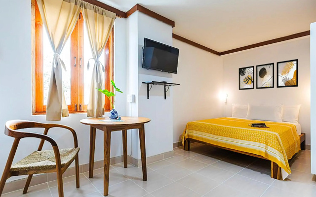 Collection O Howard Square Boutique Hotel