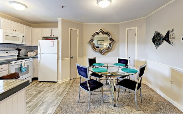 William Hilton #4305 - 2 Br Condo