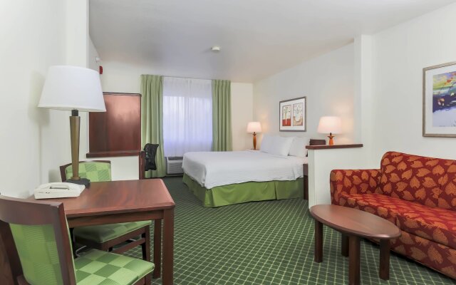 Fairfield Inn by Marriott Visalia Sequoia