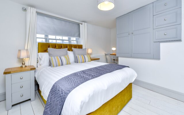 Scotgate House by Vose Nights