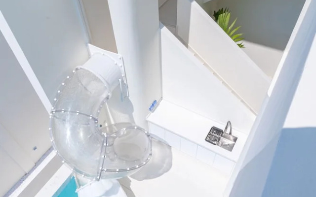 Pool villa with slide karaoke kitchen