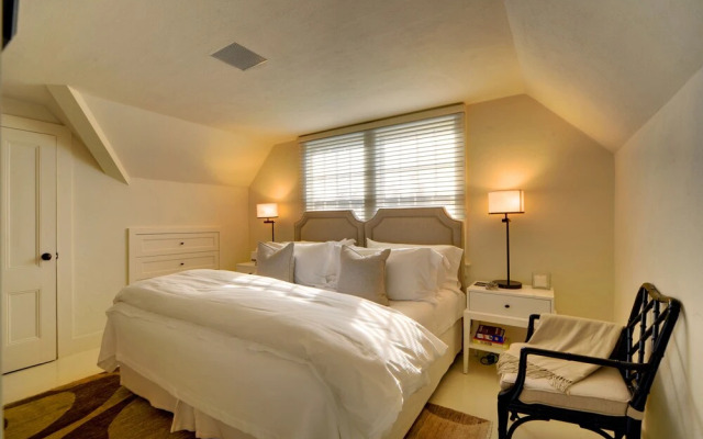 The Baker House 1650