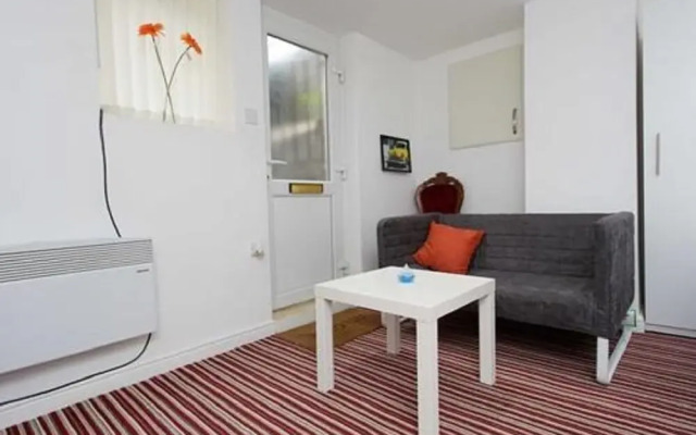 Brownhill House Apartments