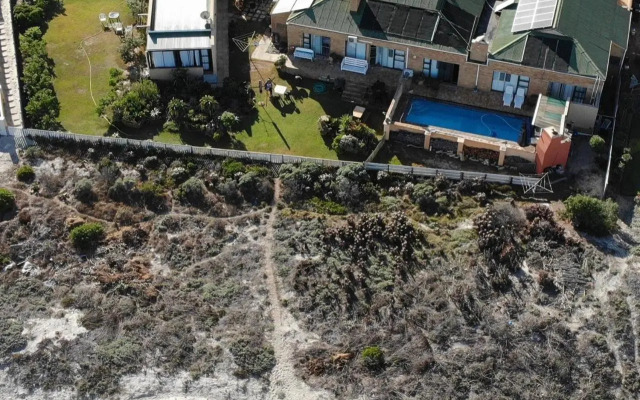 14 Penguin Place, Melkbosstrand