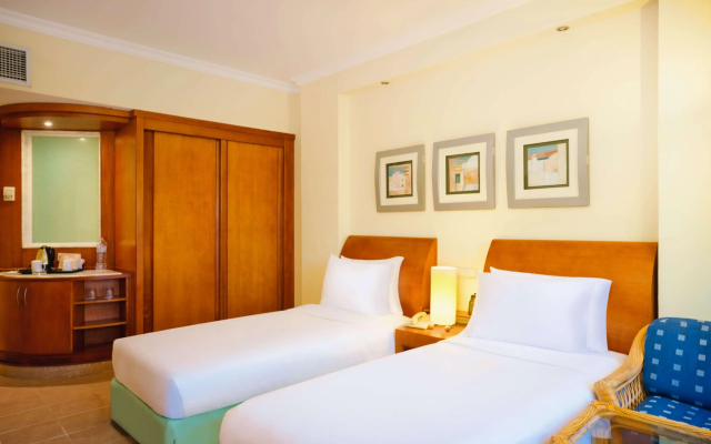 Отель Swiss Inn Resort Hurghada