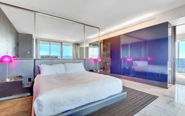 Panoramic Room on 36 floor