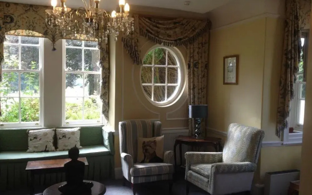 Esseborne Manor Hotel