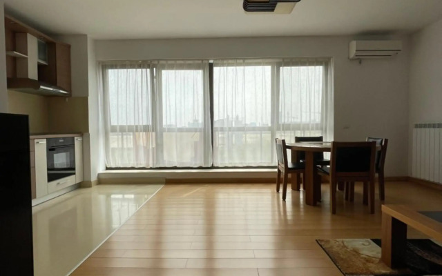 Sunny two room apartment, Baneasa, Petrom City.