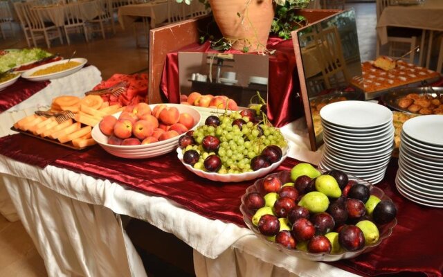 Kirtay Hotel