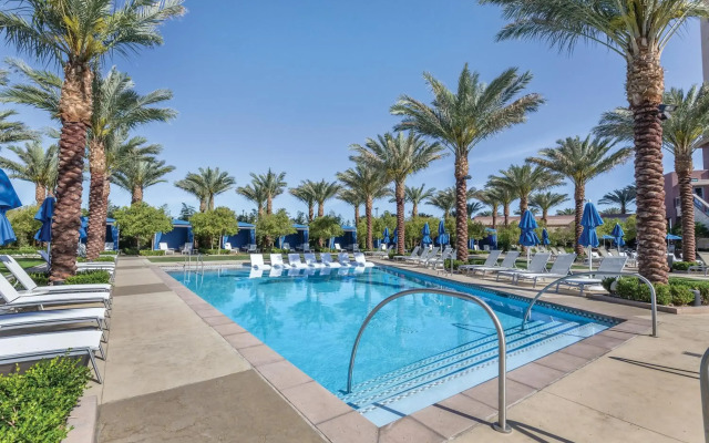 Club Wyndham Desert Blue