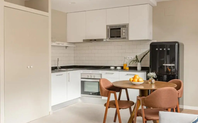 Home Art Apartments Salamanca