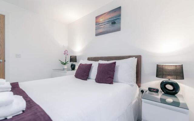 Roomspace Serviced Apartments - Queensway