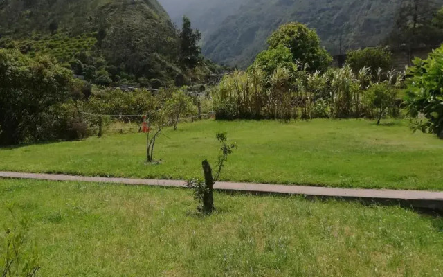 Montano Camping & Hostel