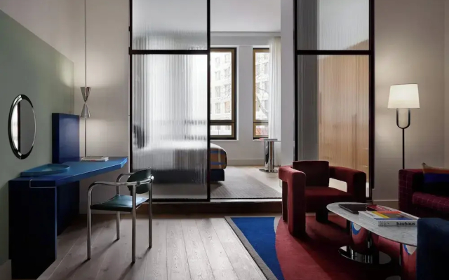 Kimpton Main Frankfurt by IHG