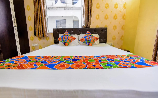 FabHotel Paradise