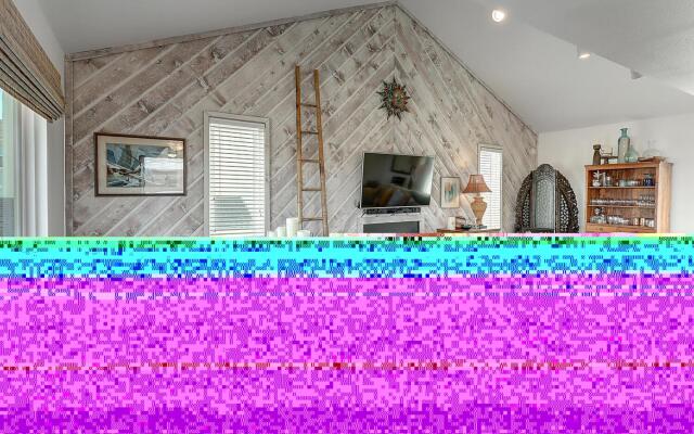 Pelican Sunrise     Lc13