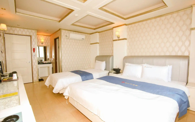 Yeosu Beach Hotel