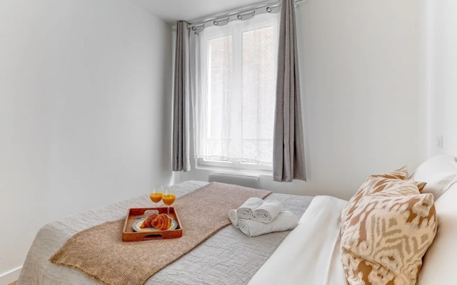 Bright 1BR Near Seine & Eiffel Tower