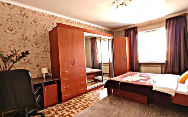 Apartment White Spring