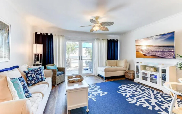 Sea Matanzas 2, 2 Bedrooms, Sleeps 6, Ocean Front, Pool, Wifi
