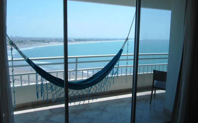 Penthouse de lujo. Carabelas de Colón