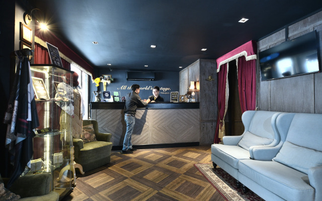PlayHaus Thonglor Hotel