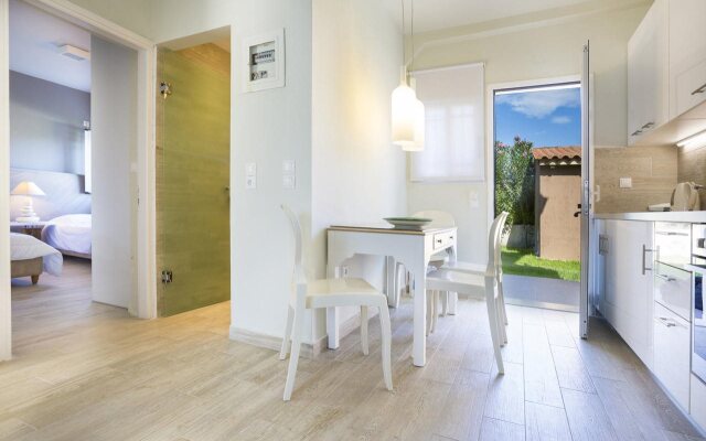 Olive Grove Studios & Apartments