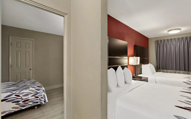 Red Roof Inn Redding