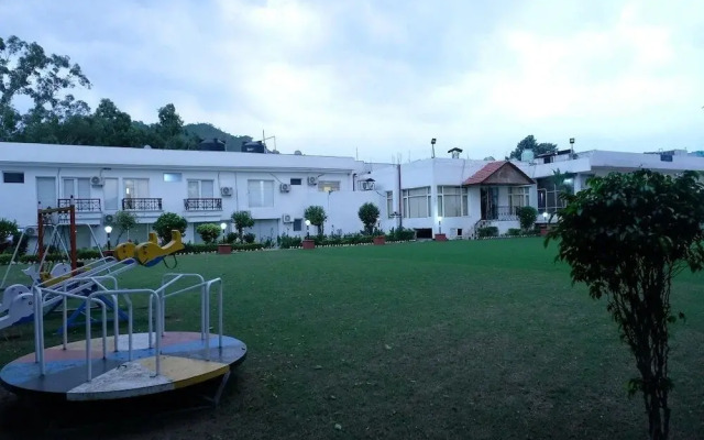 Black Mango Resort