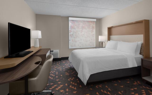 Holiday Inn Hasbrouck Heights-Meadowlands, an IHG Hotel