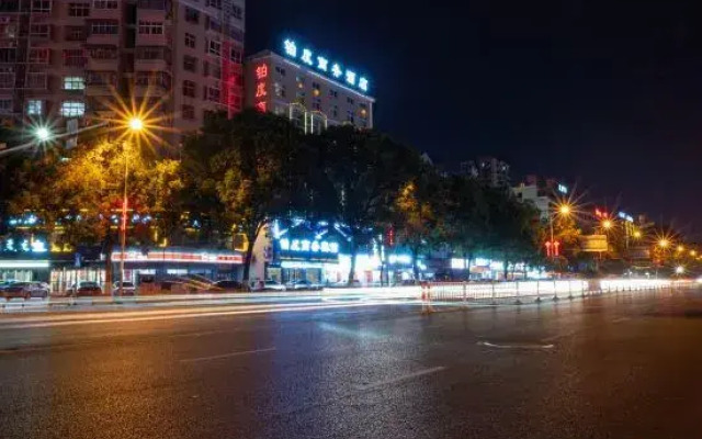 Platinum Business Hotel