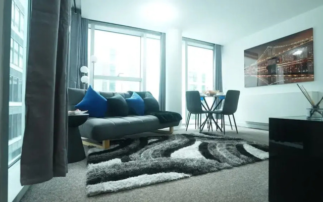 Central M K 1-bedroom Apartment, Sleeps 4, Parking