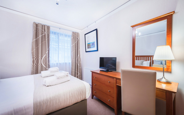 The Knight Residence Apartments by Mansley