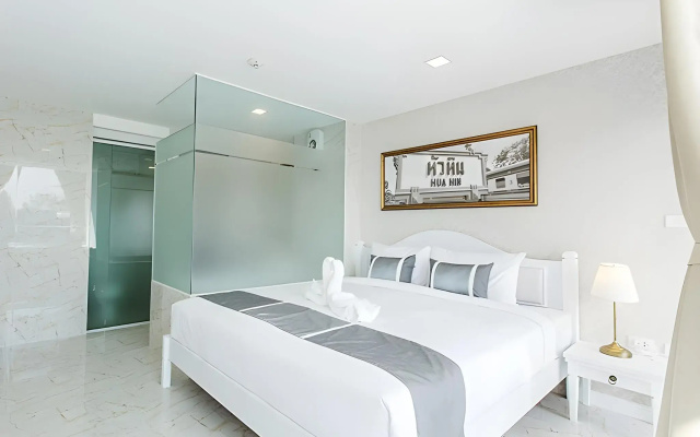 B2 Hua Hin Premier Hotel
