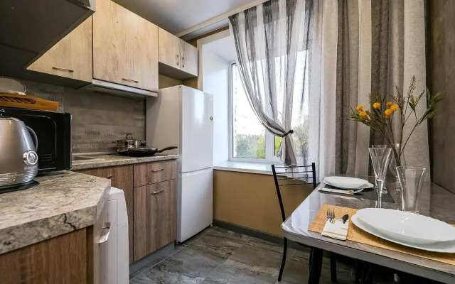 В гости на улице Челюскинцев 14