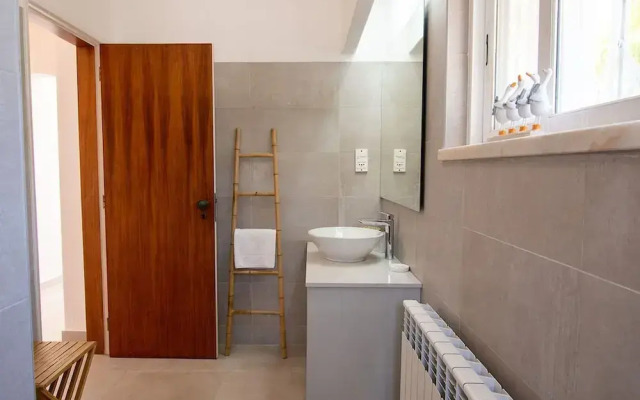 Pomba Beautifully Renovated With Heated Pool