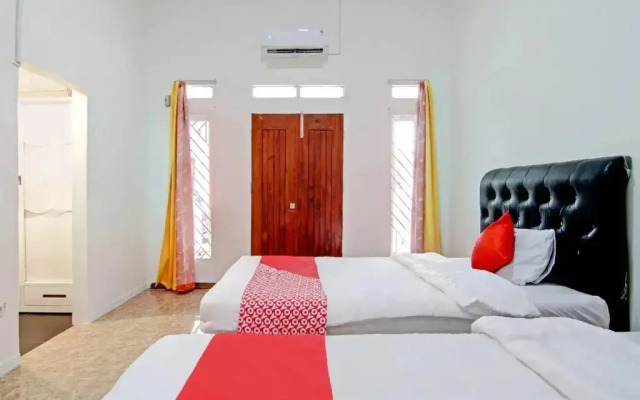 Guest House 513 Syariah By OYO