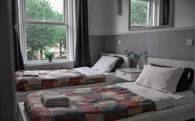 Hotel 261