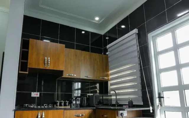 Tanzi Homes Nyonyozi