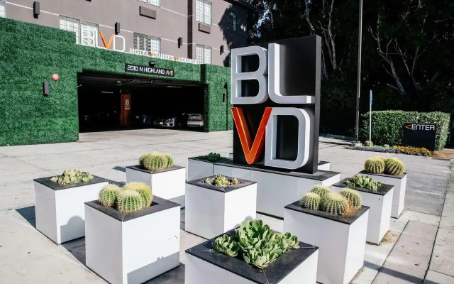 The BLVD Hotel & Suites