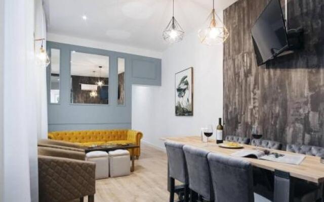 Homeabout Cibeles Apartment Ii