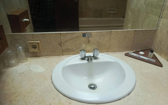 Townhouse Oak Jakarta near Monumen