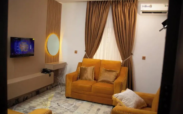 Lintoc Hotel & Suites Ltd