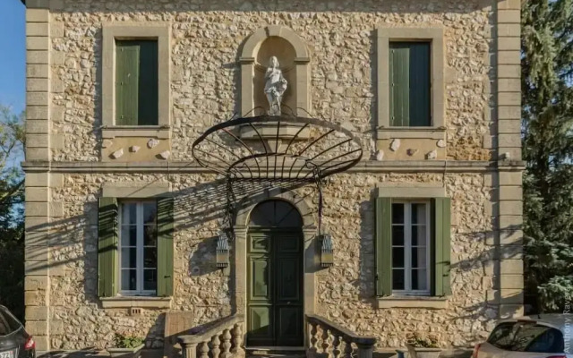 The Rhone Retreat